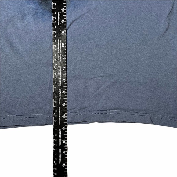 Vintage 90s Wolf Blue T-Shirt Size Medium Wolves Nature Animals Wildlife - Picture 5 of 5